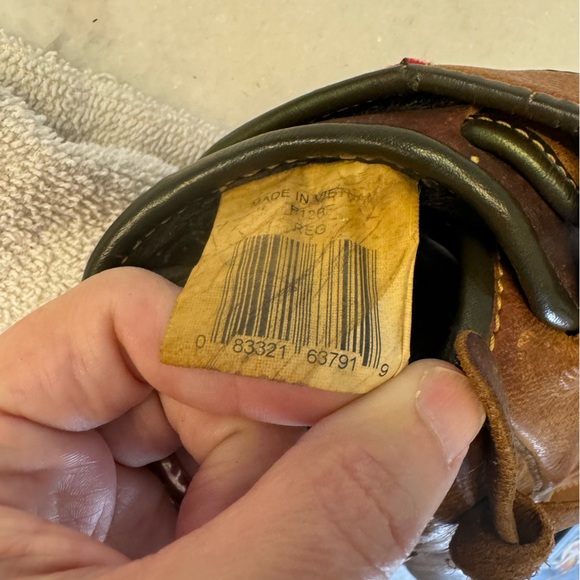 Rawlings P12BF 12” Right Hand Throw RHT Baseball Glove Brown Gently Used - Picture 10 of 13